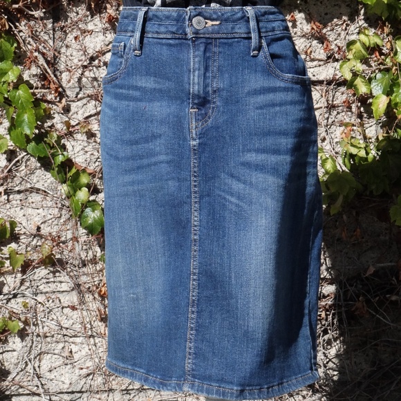levis denim pencil skirt